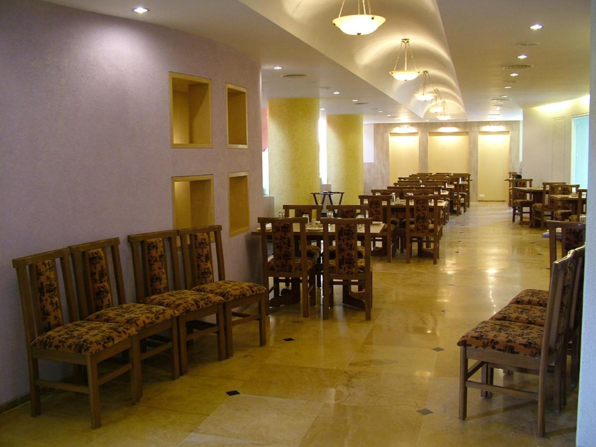Hotel City Park, Solapur Bagian luar foto